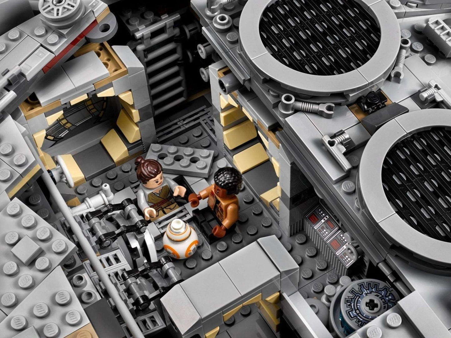 LEGO set 75192 – Millennium Falcon™ uit de Lego Star wars collectie, te huur in West- en Oost-Vlaanderen bij Brickset for You