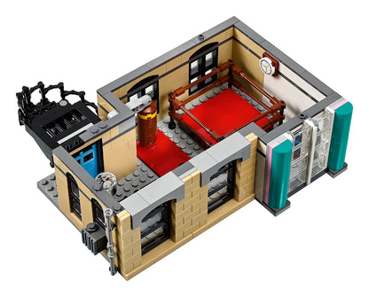 LEGO set 10260 – Diner House –  uit de Lego Icons collectie, te huur in West- en Oost-Vlaanderen bij Brickset for You