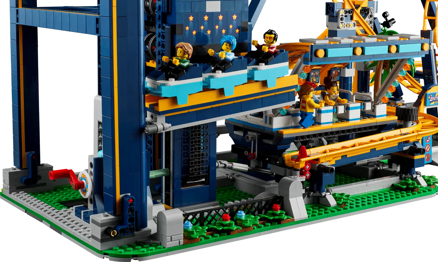 LEGO set 10303 – Lusachtbaan uit de Lego Icons, te huur in West- en Oost-Vlaanderen bij Brickset for You