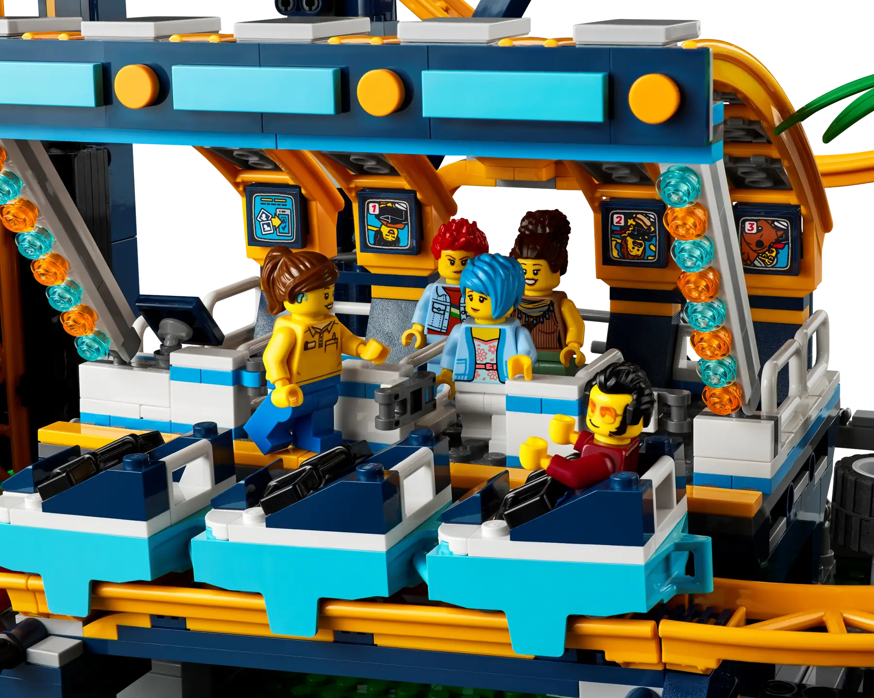 LEGO set 10303 – Lusachtbaan uit de Lego Icons, te huur in West- en Oost-Vlaanderen bij Brickset for You
