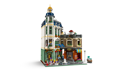 LEGO set 11371 – Winkelstraat –  uit de Lego Iocns collectie, te huur in West- en Oost-Vlaanderen bij Brickset for You