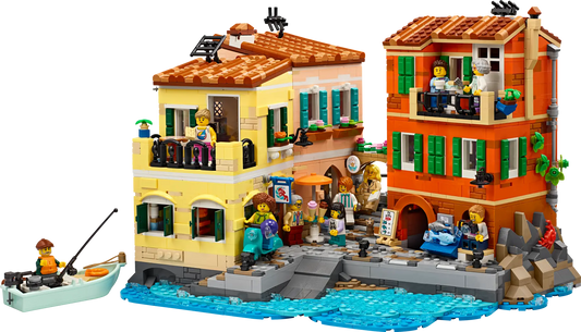 LEGO set 21359 – Italiaanse Rivièra–  uit de Lego Ideas collectie, te huur in West- en Oost-Vlaanderen bij Brickset for You