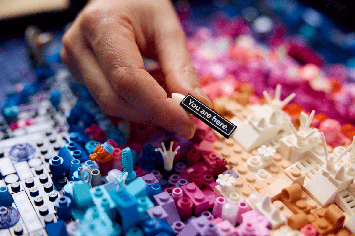LEGO set 31212 – Het Melkwegstelsel –  uit de Lego Art collectie, te huur in West- en Oost-Vlaanderen bij Brickset for You