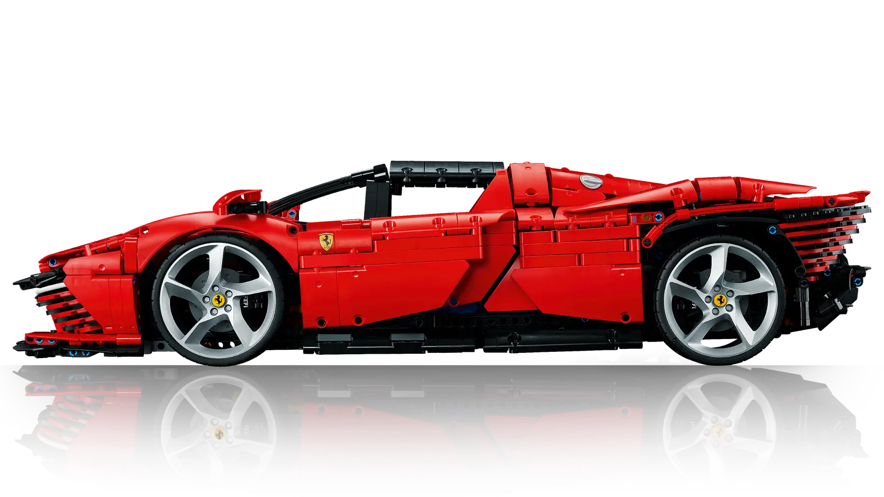 LEGO set 42143 – Ferrari Daytona SP3 uit de Lego Technic collectie, te huur in West- en Oost-Vlaanderen bij Brickset for You