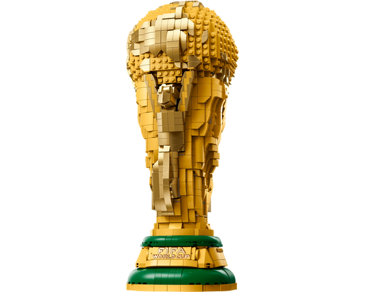 LEGO set 43020 – Officiële FIFA World Cup™ trofee  –  uit de Lego Editions collectie, te huur in West- en Oost-Vlaanderen bij Brickset for You