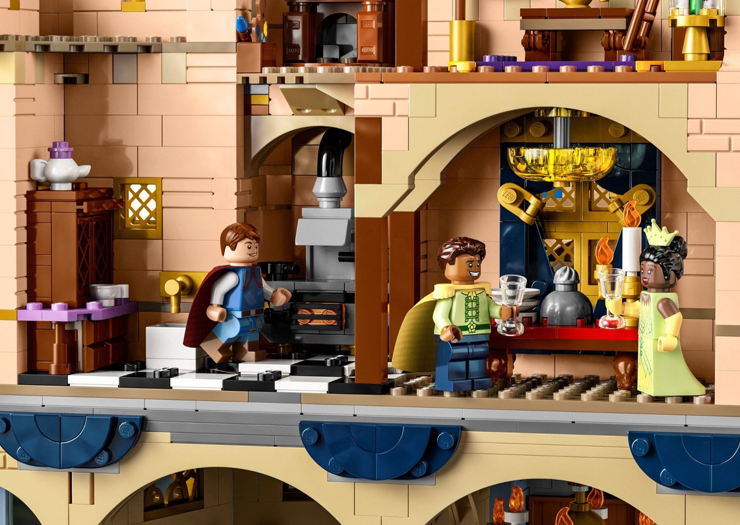 LEGO set 43222 – Disney kasteel uit de Lego Disney collectie, te huur in West- en Oost-Vlaanderen bij Brickset for You