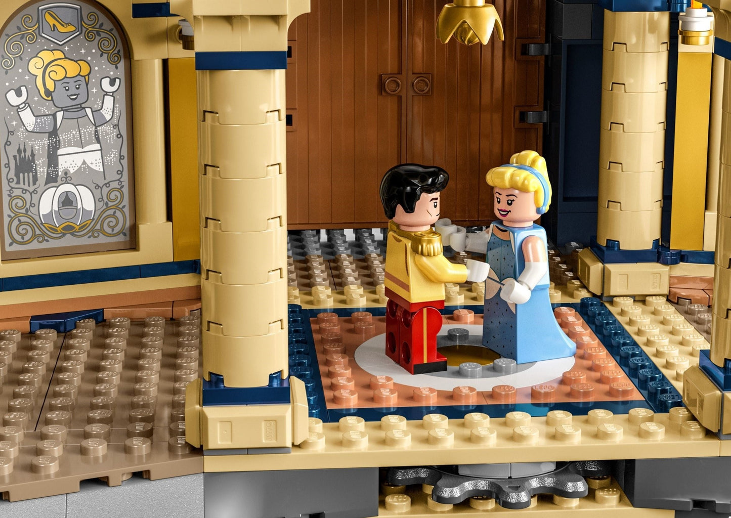 LEGO set 43222 – Disney kasteel uit de Lego Disney collectie, te huur in West- en Oost-Vlaanderen bij Brickset for You
