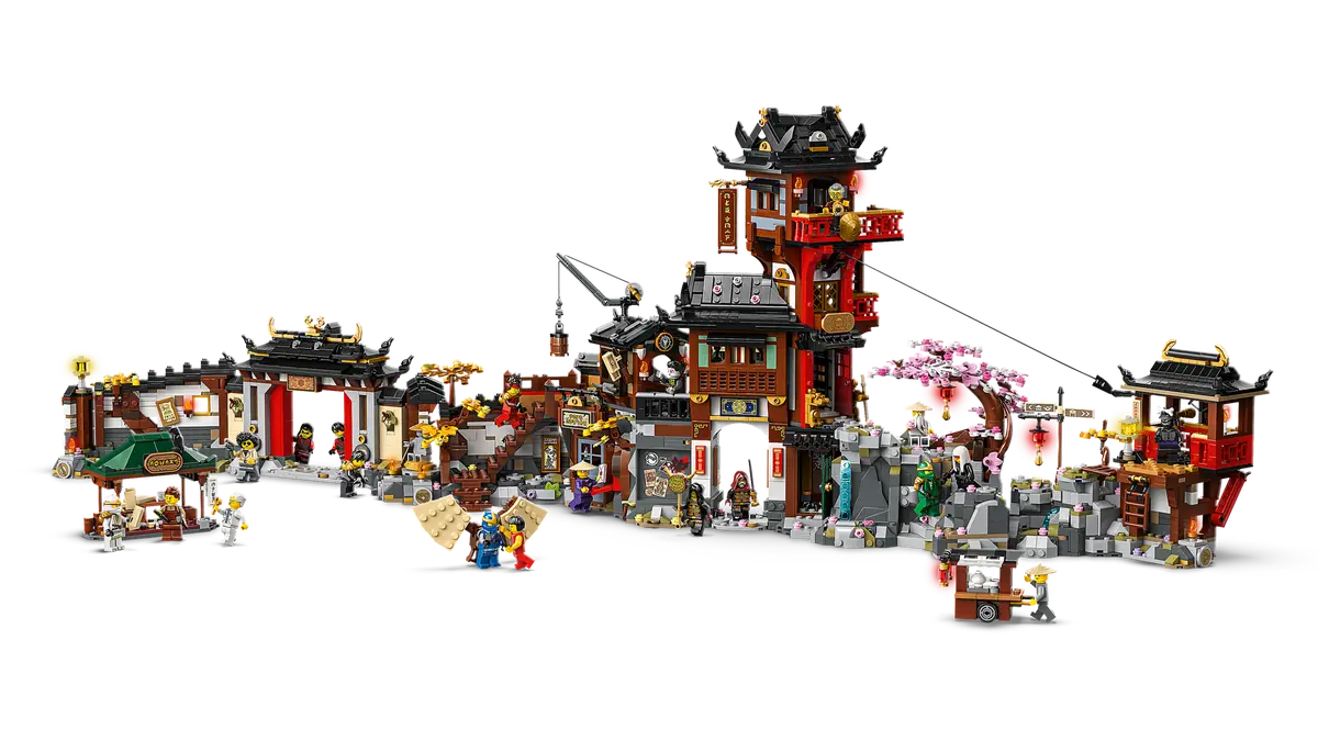 LEGO set 71861 – 15-jarig jubileum: De oude stad –  uit de Lego Ninjago collectie, te huur in West- en Oost-Vlaanderen bij Brickset for You