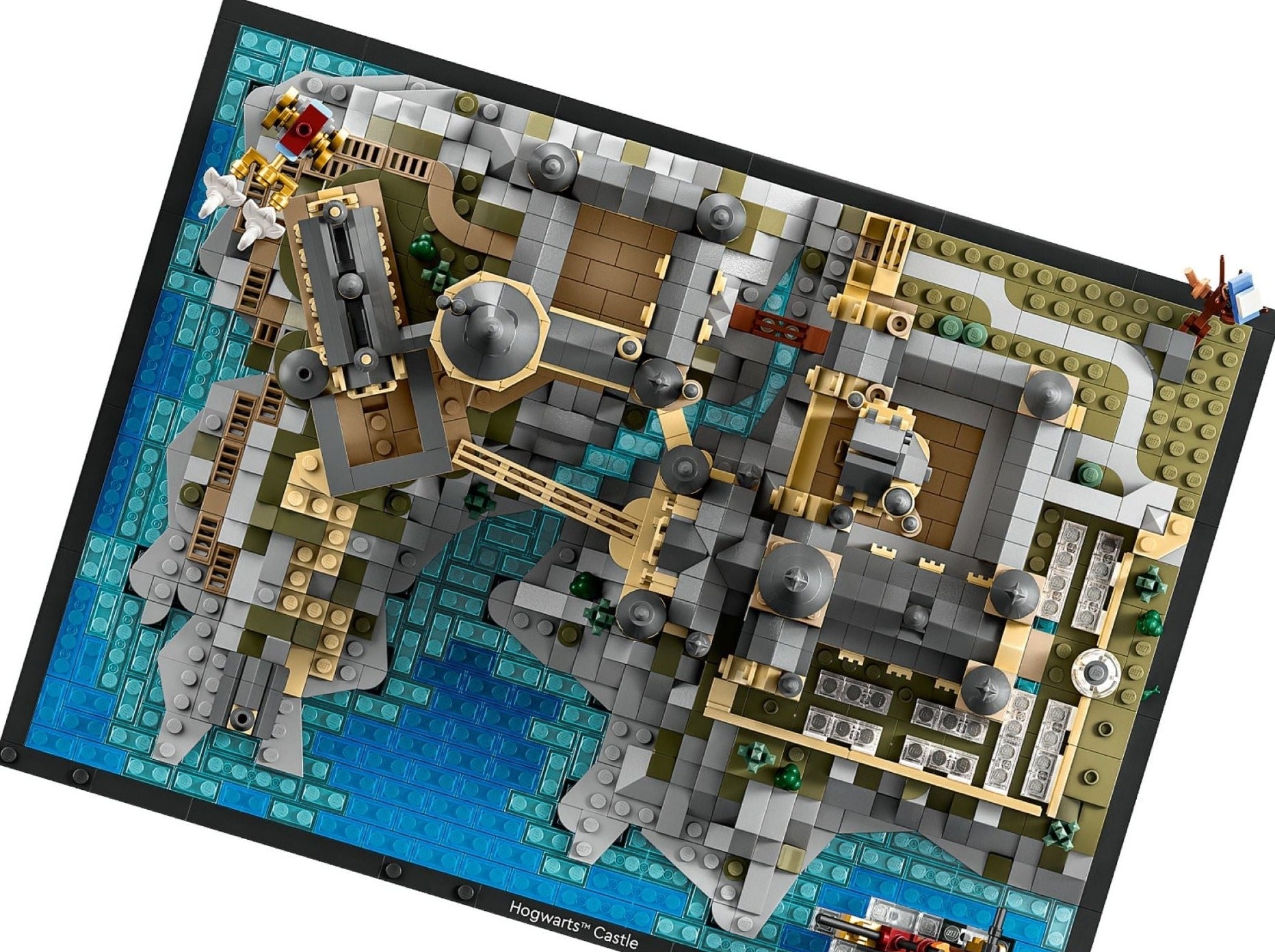 LEGO set 76419 – Kasteel Zweinstein™ en terrein uit de Lego Harry Potter collectie, te huur in West- en Oost-Vlaanderen bij Brickset for You