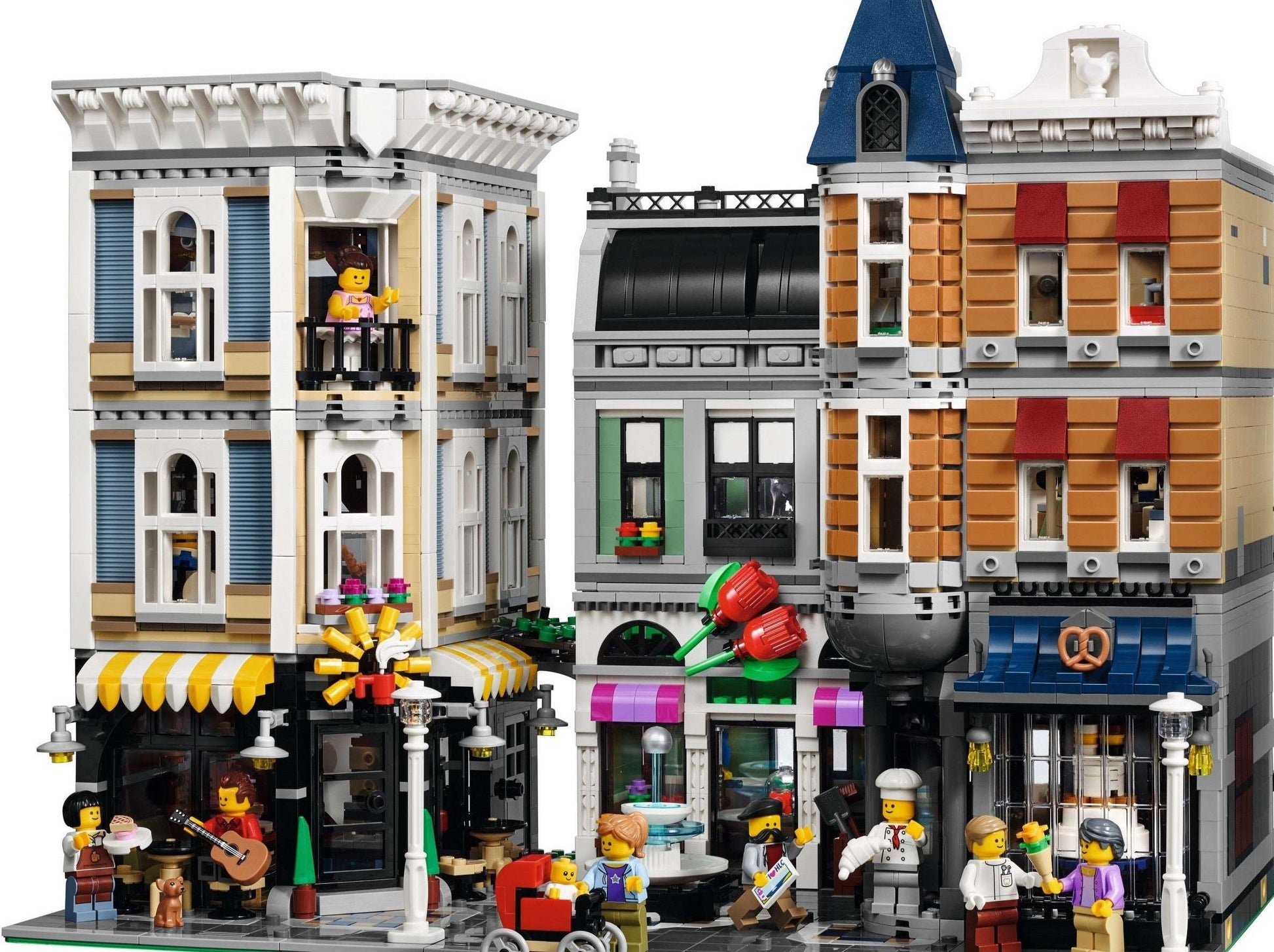 LEGO set 10255 – Gebouwenset uit de Lego Creator Expert collectie, te huur in West- en Oost-Vlaanderen bij Brickset for You