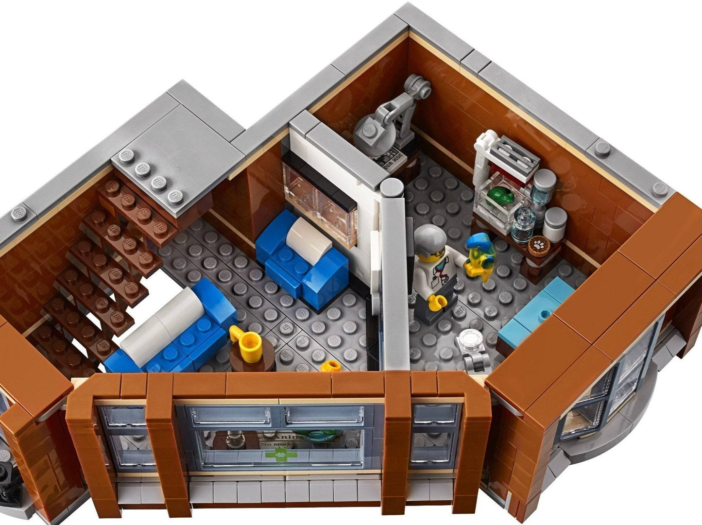 LEGO set 10264 – Garage op de hoek uit de Lego Creator Expert collectie, te huur in West- en Oost-Vlaanderen bij Brickset for You