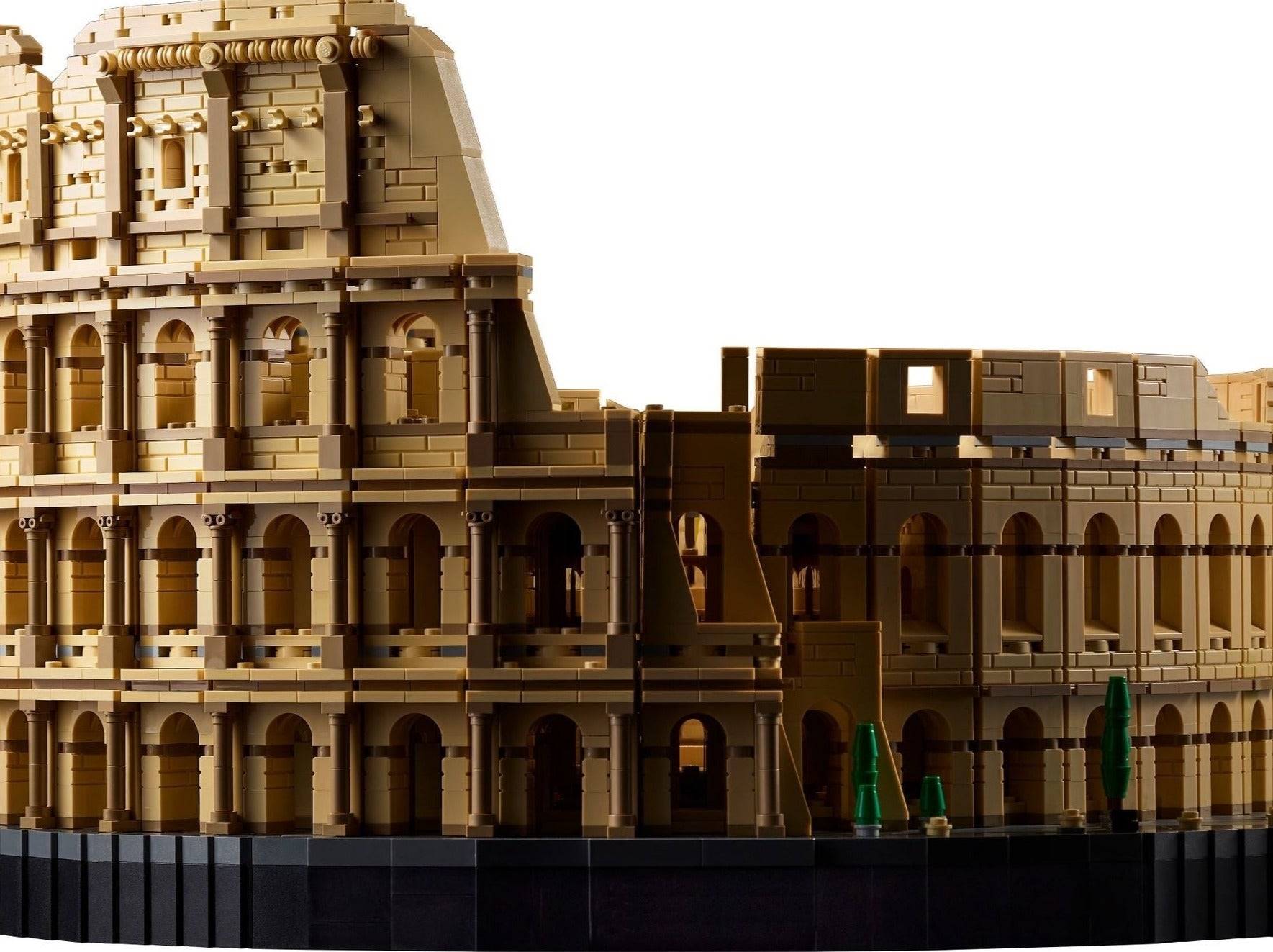 LEGO set 10276 – Colosseum uit de Lego Creator Expert collectie, te huur in West- en Oost-Vlaanderen bij Brickset for You