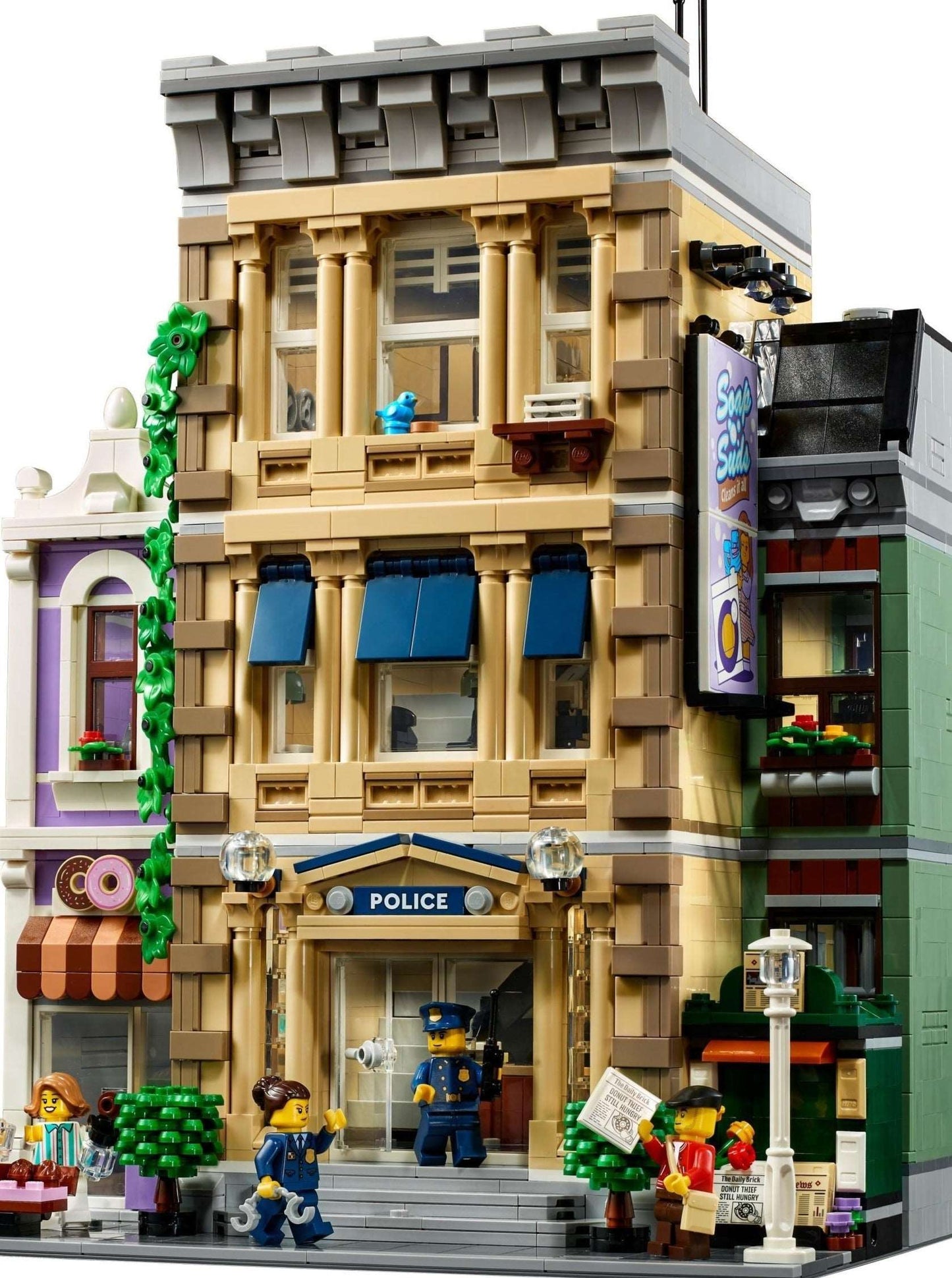 LEGO set 10278 – Politiebureau uit de Lego Creator Expert collectie, te huur in West- en Oost-Vlaanderen bij Brickset for You