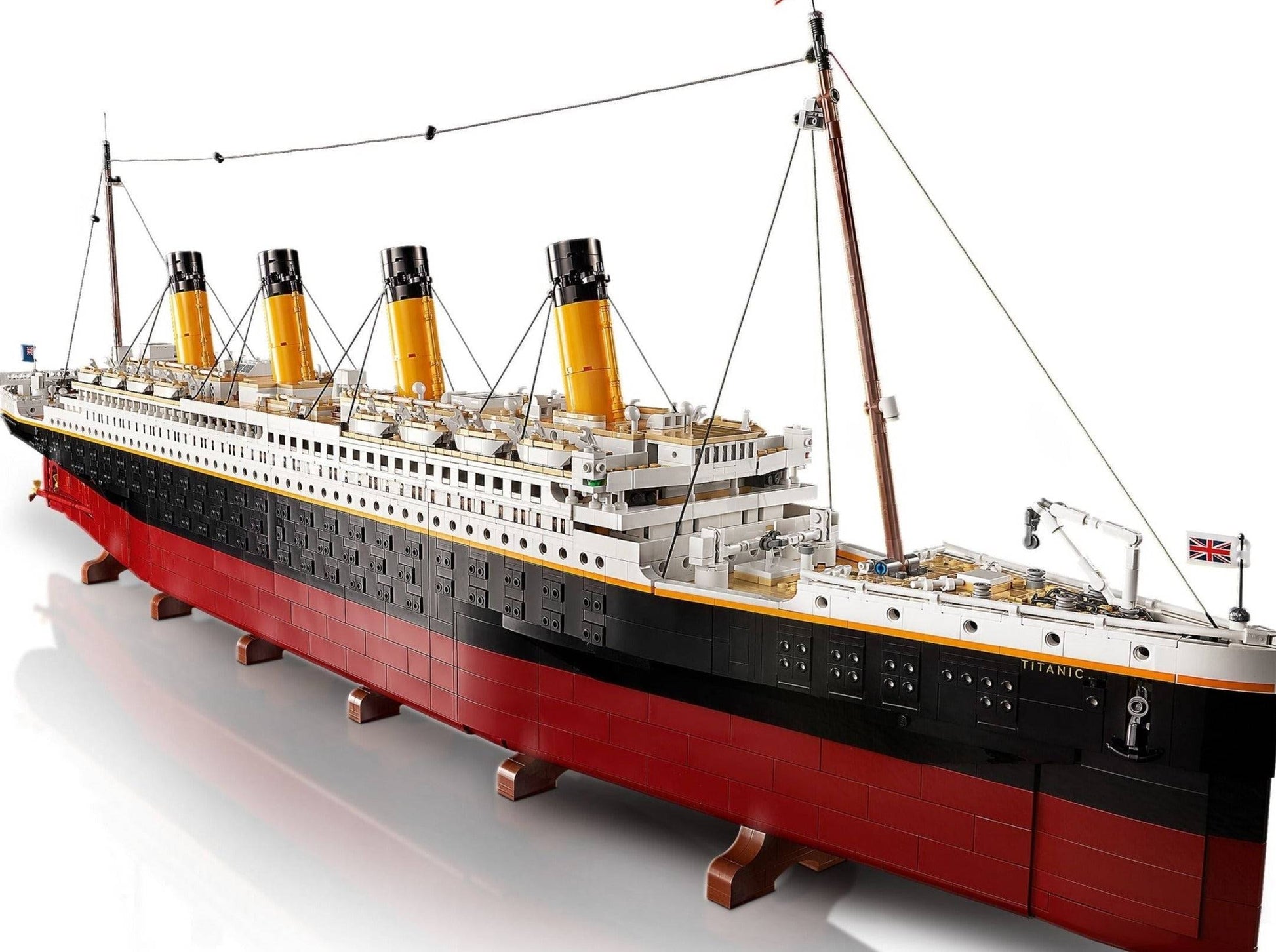 LEGO set 10294 – Titanic (set 2) uit de Lego Creator Expert collectie, te huur in West- en Oost-Vlaanderen bij Brickset for You