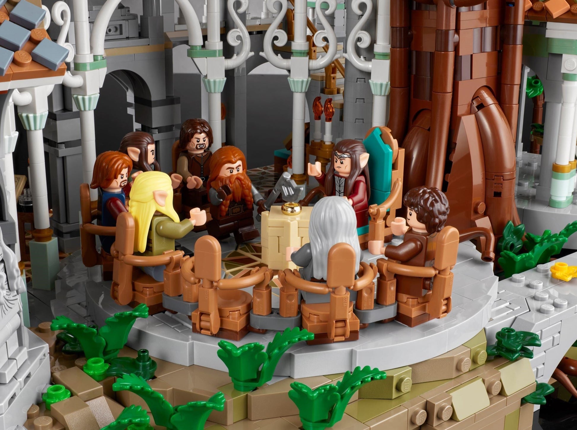 LEGO set 10316 – The Lord of the Rings : Rivendell uit de Lego Lords of the rings collectie, te huur in West- en Oost-Vlaanderen bij Brickset for You
