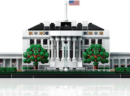LEGO set 21054 – Het grote Witte Huis uit de Lego Architecture collectie, te huur in West- en Oost-Vlaanderen bij Brickset for You