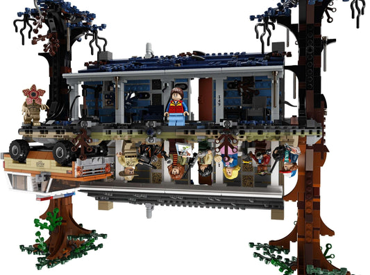 LEGO set 75810 – The Upside Down uit de Lego Stranger Things collectie, te huur in West- en Oost-Vlaanderen bij Brickset for You