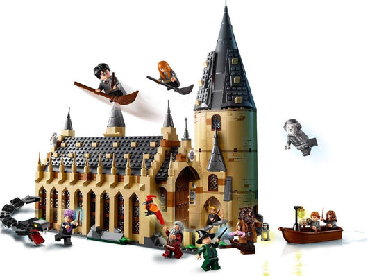 LEGO set 75954 – De Grote Zaal van Zweinstein™ uit de Lego Harry Potter collectie, te huur in West- en Oost-Vlaanderen bij Brickset for You